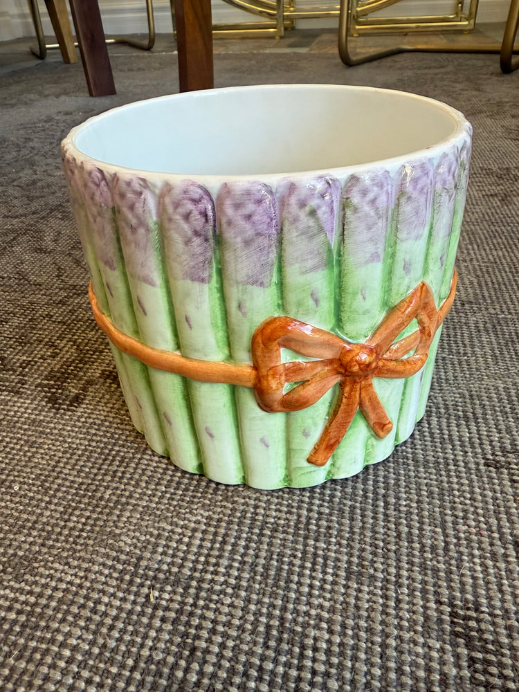 Majolica-Style Asparagus Vessel