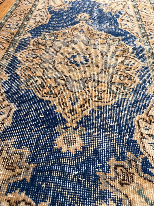 Esther Rug