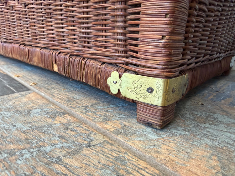 Wicker Blanket Chest