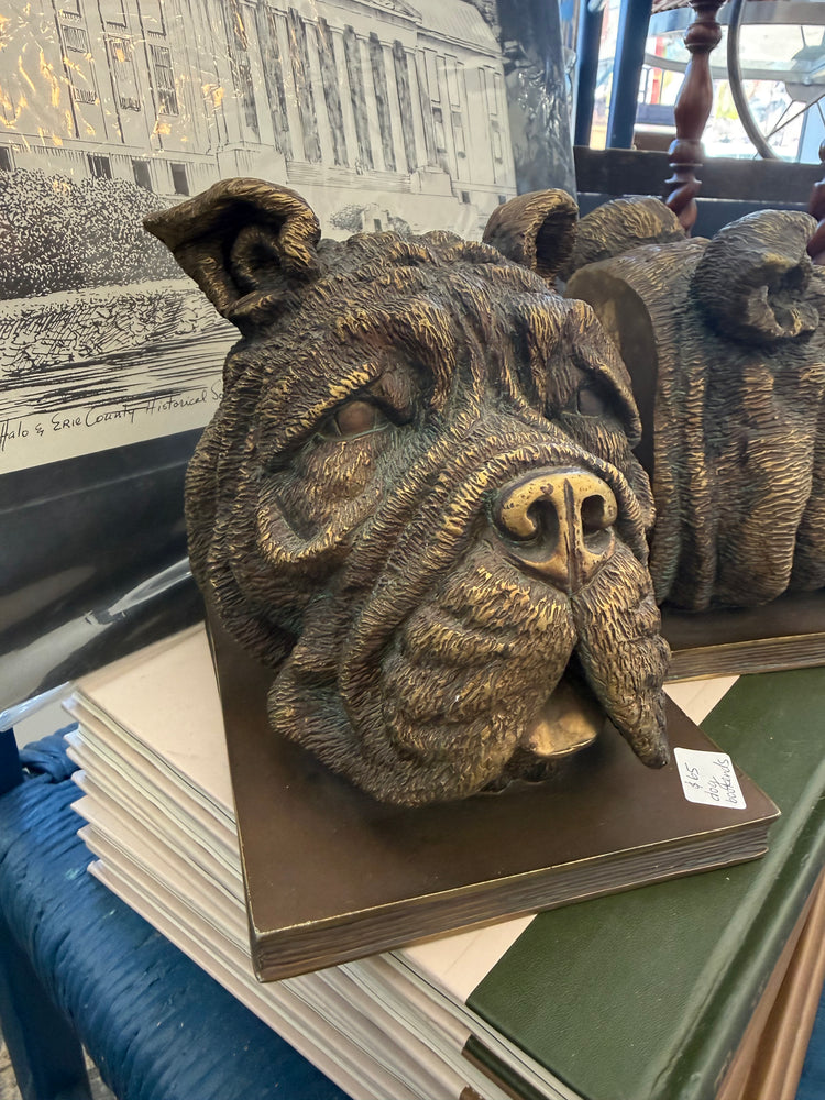 Dog bookends