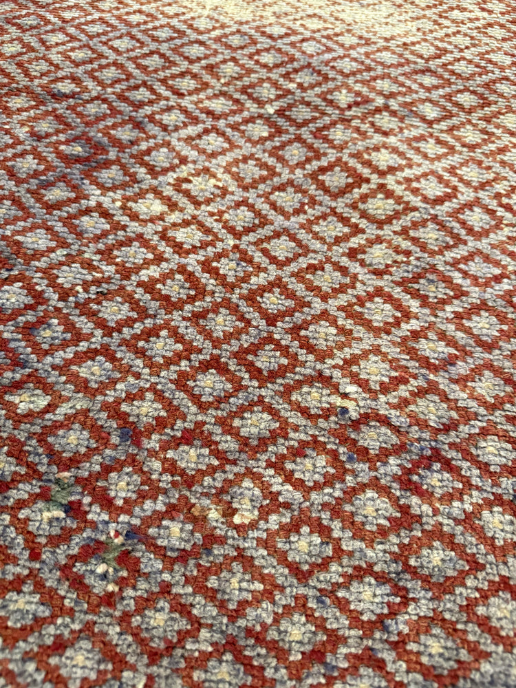 The “Selene” Rug