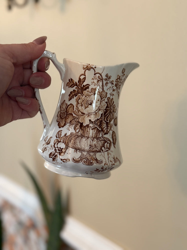 Alfred Meakin Pitcher