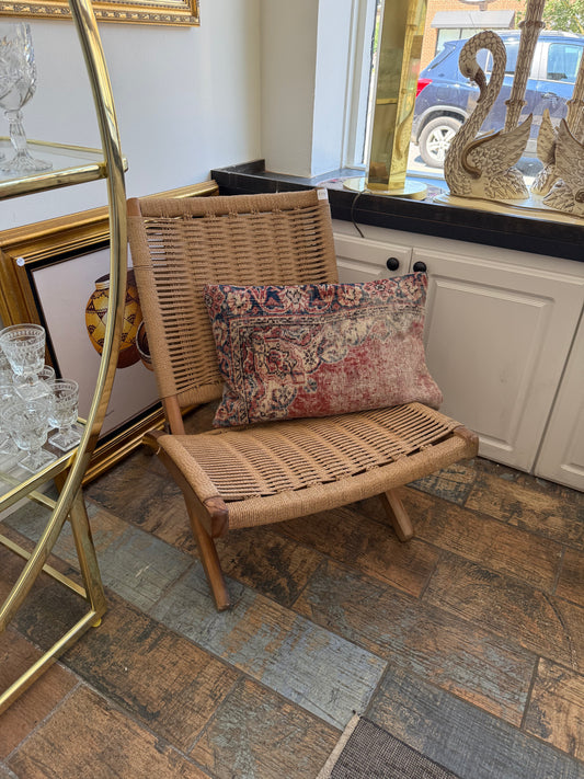 Mid Century Modern Hans Wegner Style Walnut Framed Folding Lounge Chair