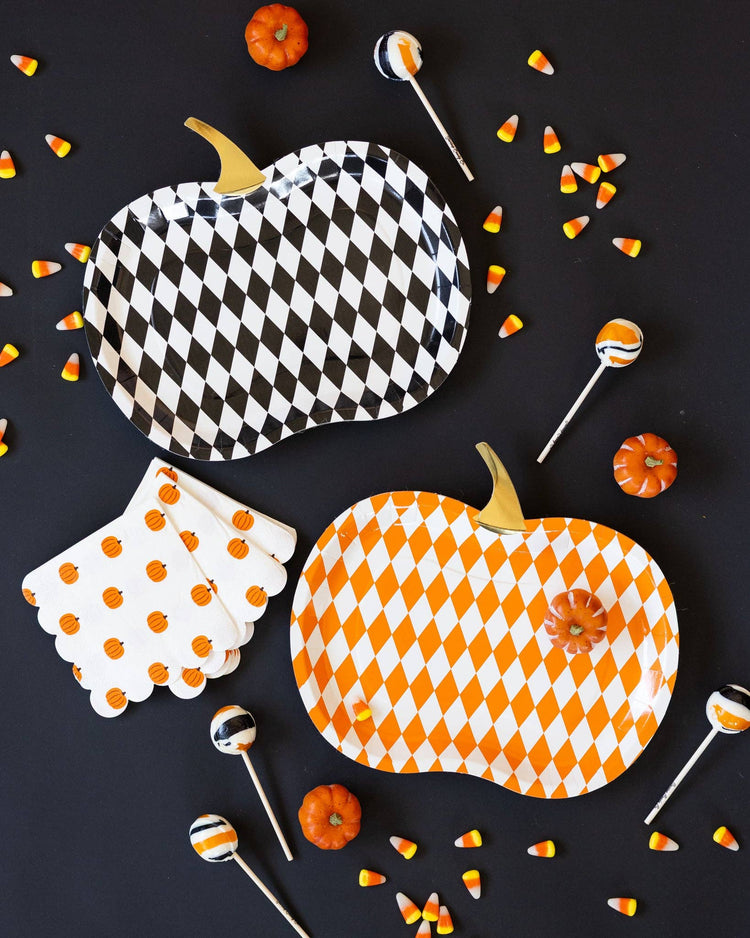 Pumpkin Scallop Cocktail Napkins