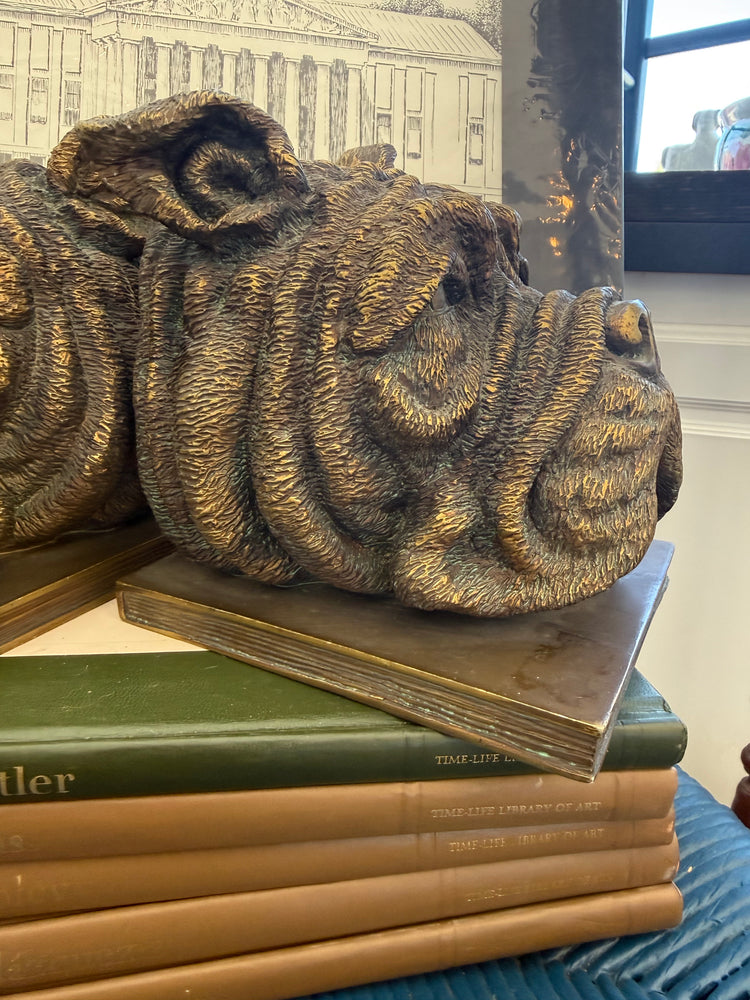 Dog bookends