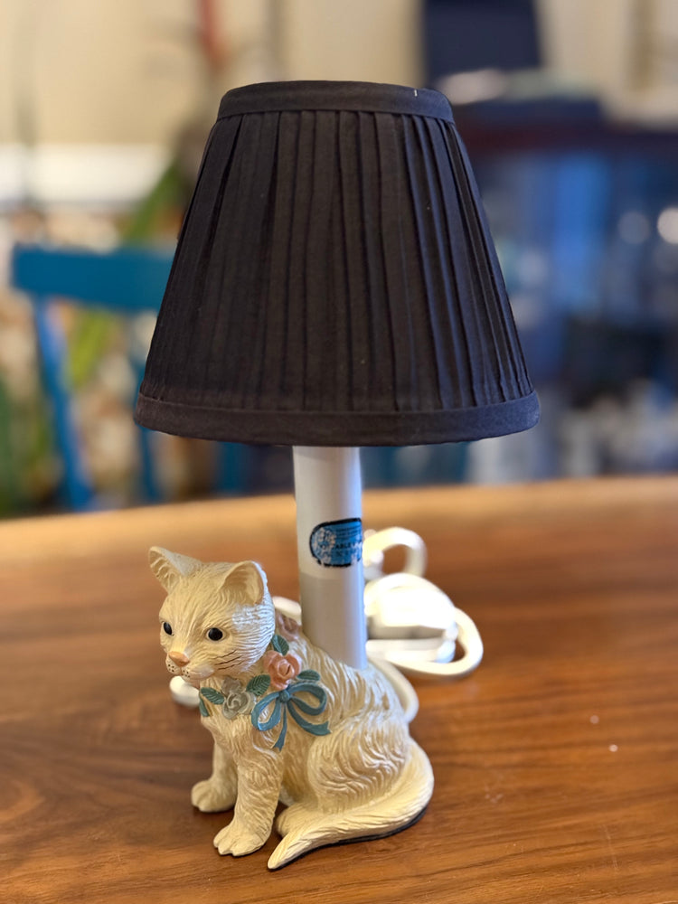 Small Cat Lamp