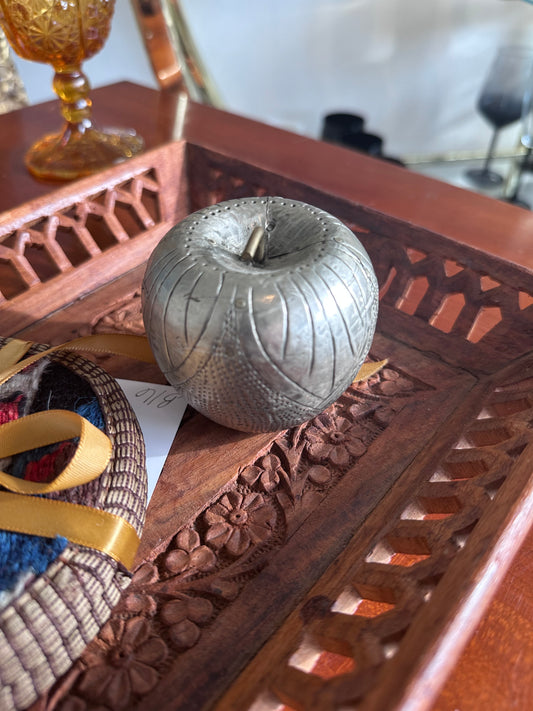 Metal Apple