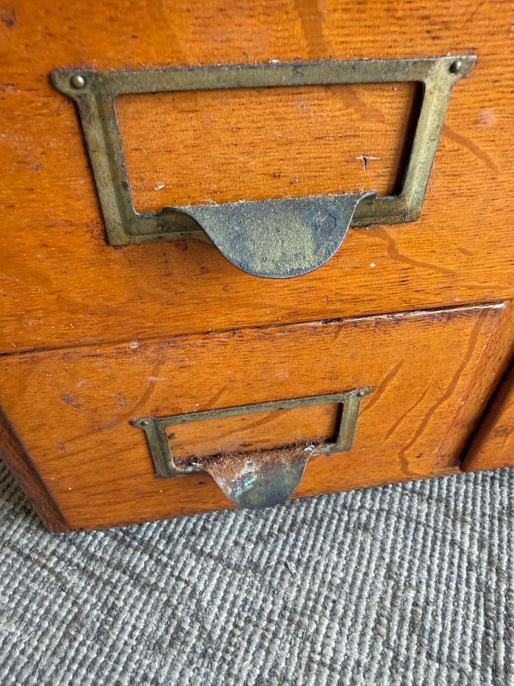 4-Drawer Card Catalog