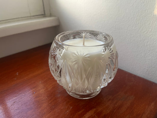 Round Avon Glass Cinnamon Candle