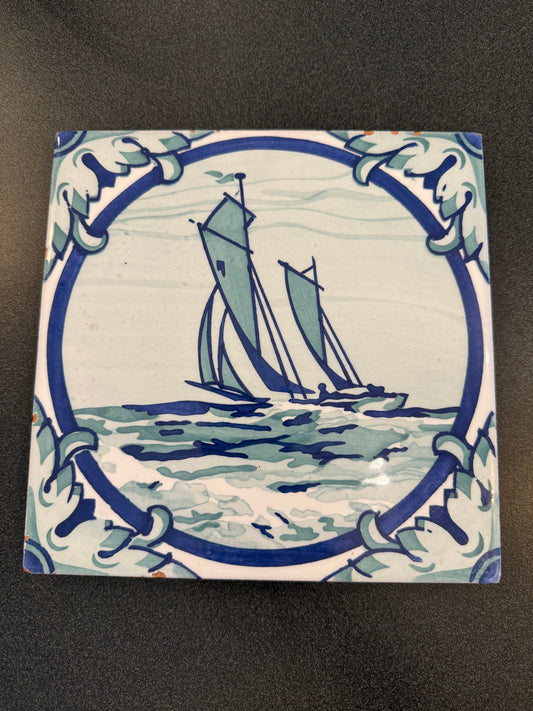 Mariposa Tile from Portugal