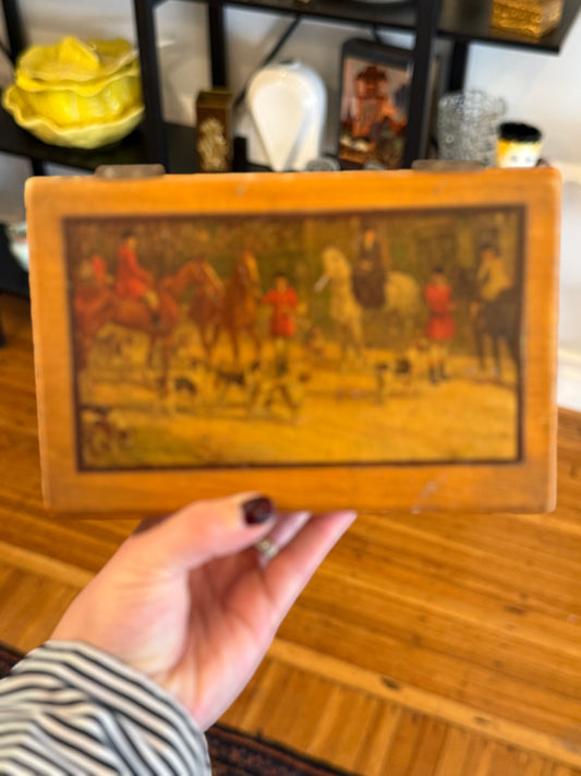 Fox Hunt Box