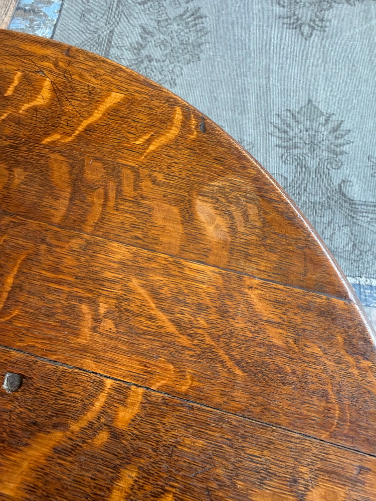 Antique Oak Bobbin-leg Side table
