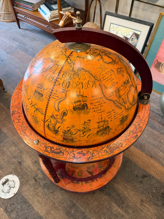Globe Bar