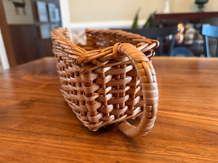 Wine Pourer Basket