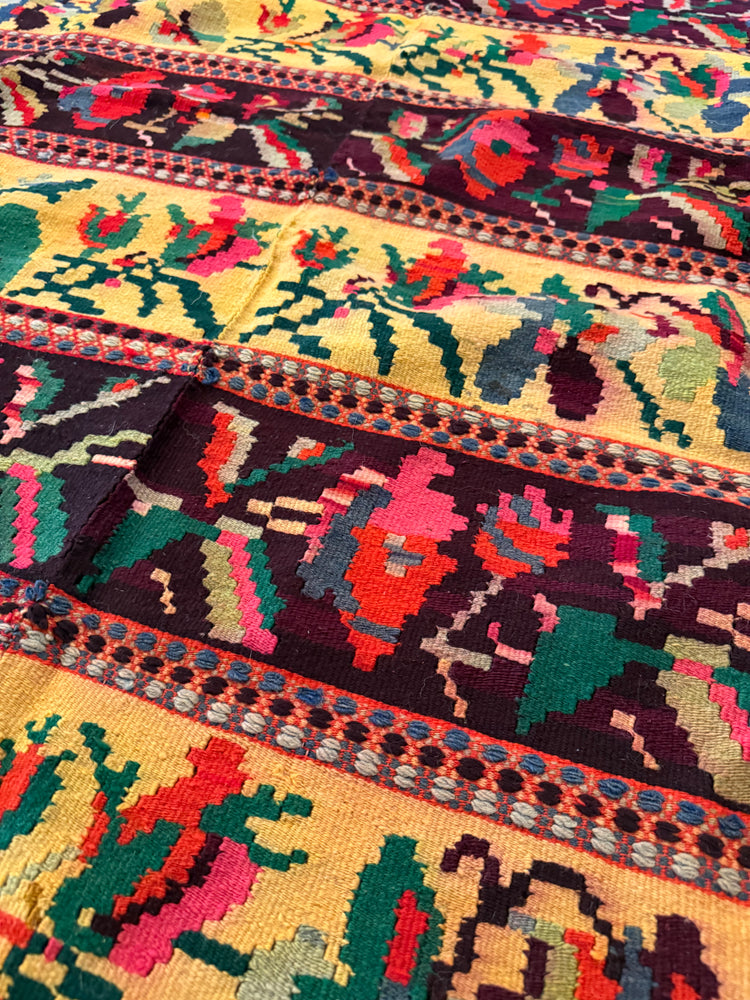 Arlin Rug