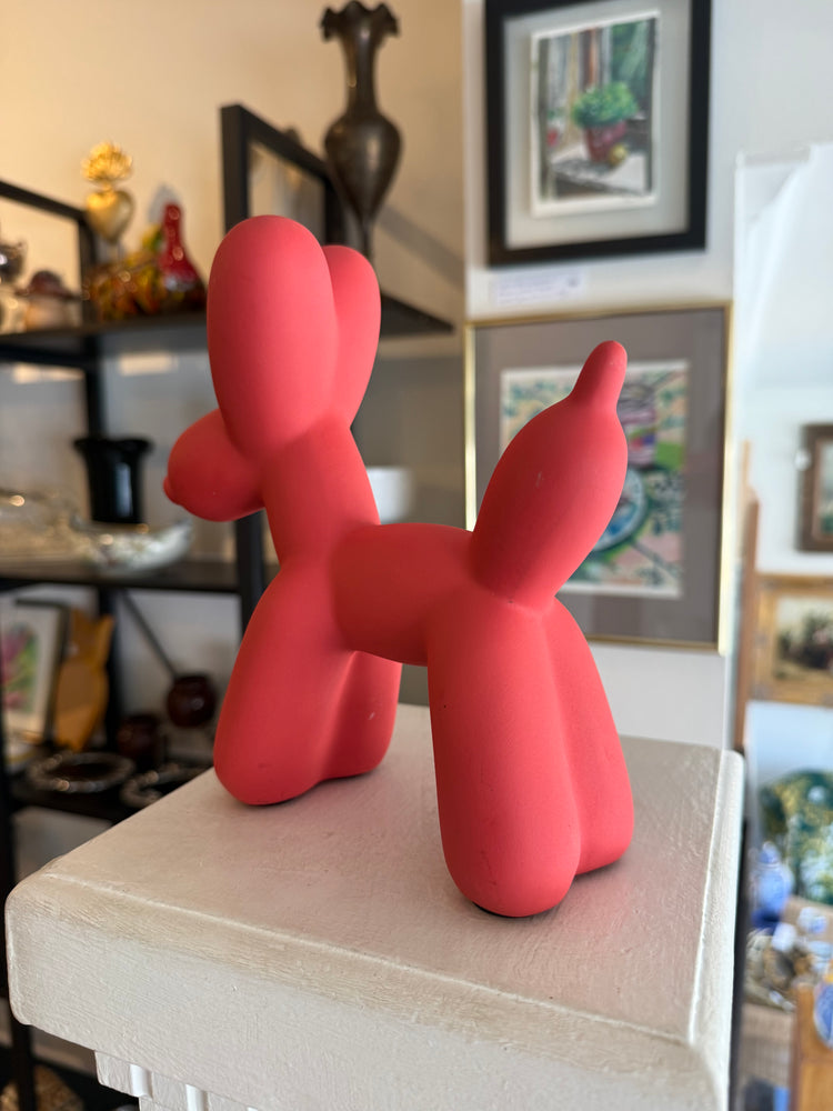 Modern balloon dog figure