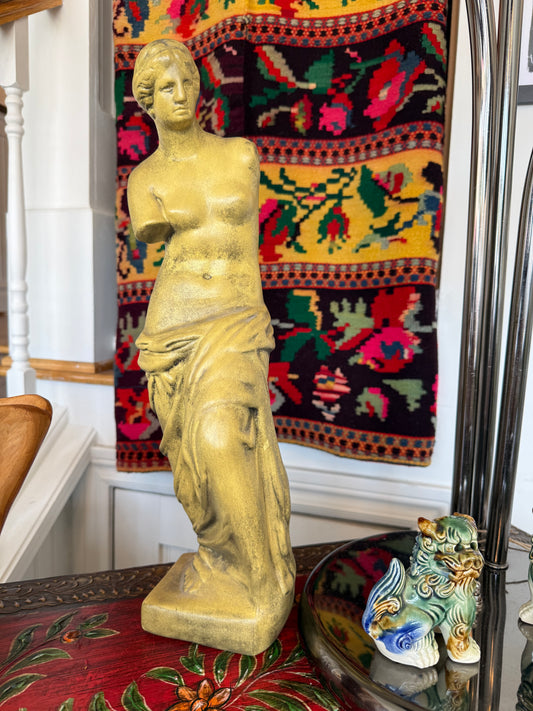 Venus De Milo Statue