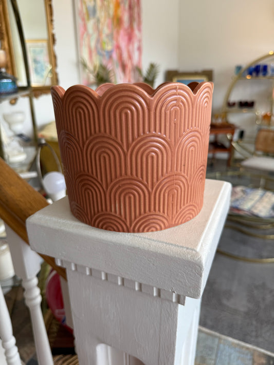 Scalloped Planter