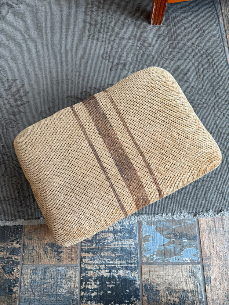 Antique French-style footrest (large)