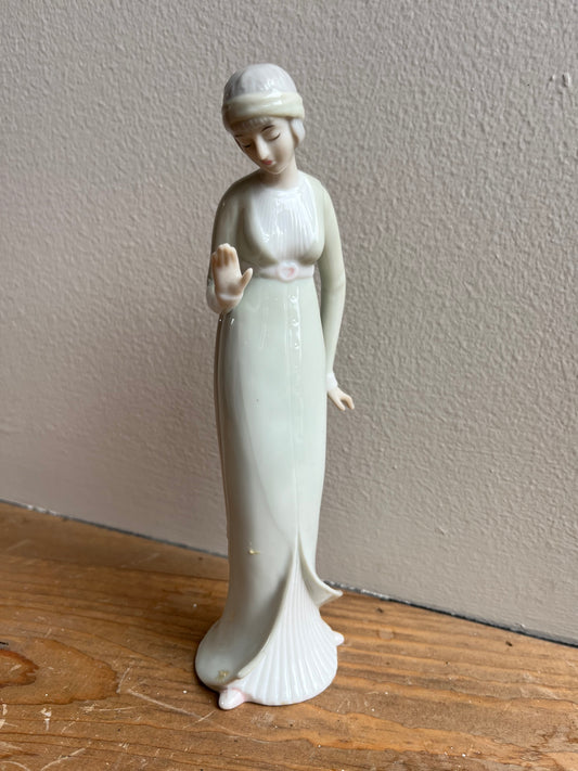 Porcelain Lady