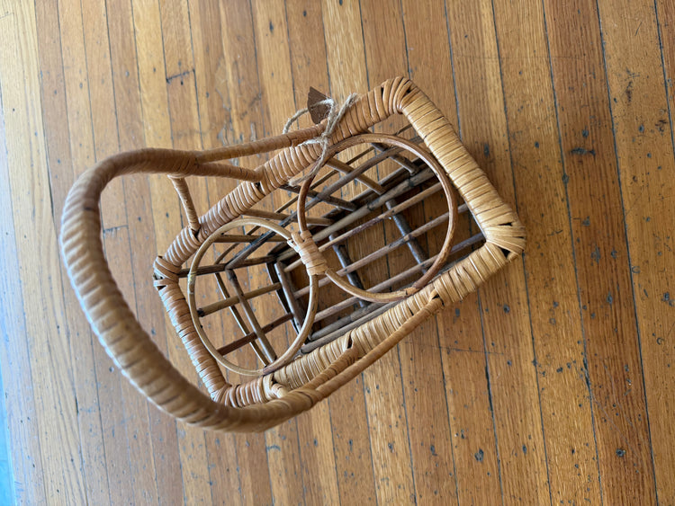 Wine basket