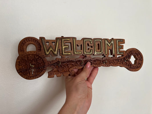 Wooden “Welcome” Key Rack