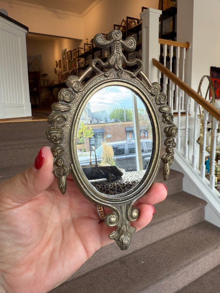 Sweet small mirror
