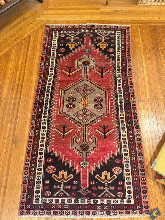 Amina Rug