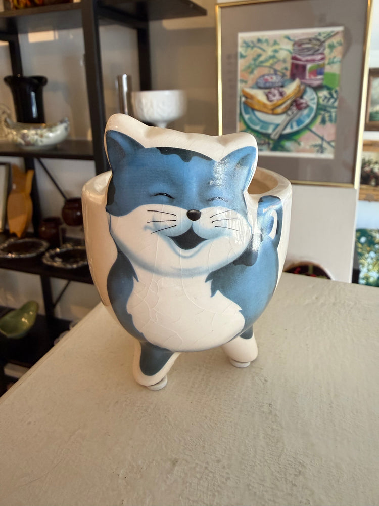 Small Happy Cat Planter