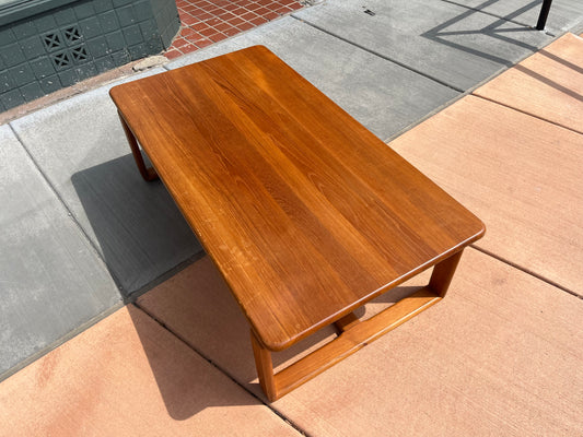 KD Furniture Teak Coffee Table