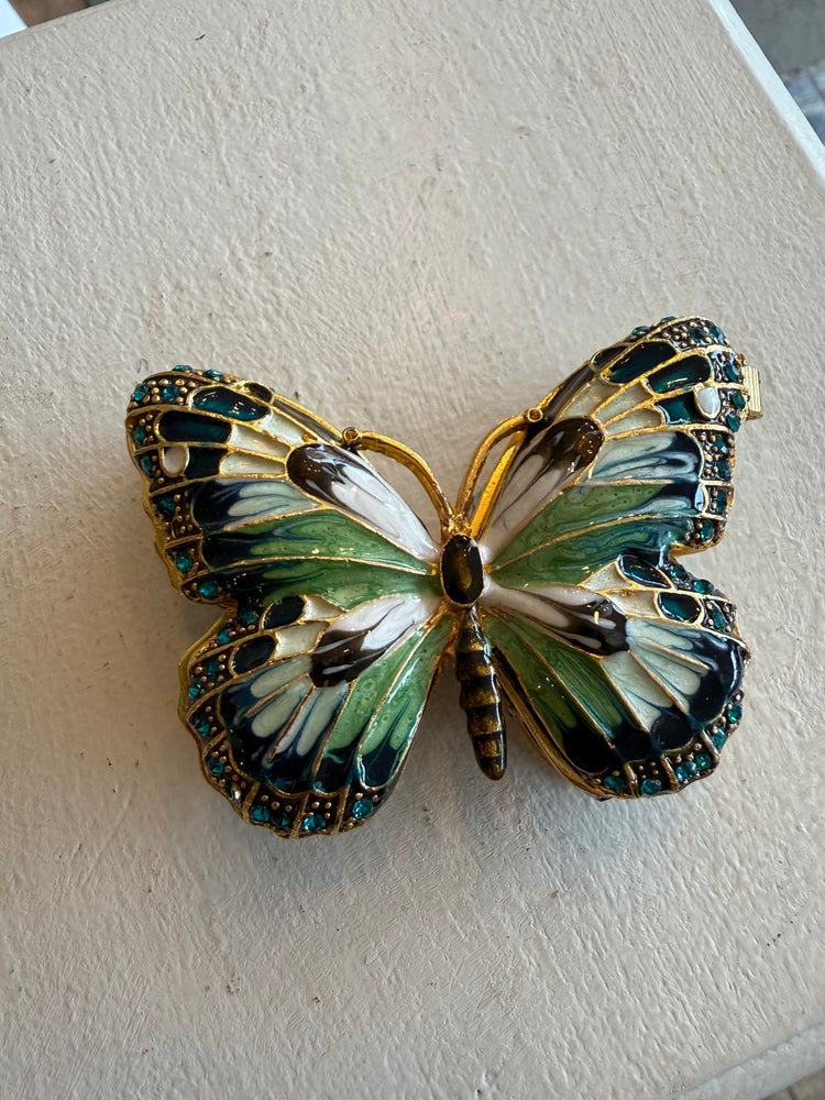 Butterfly Pillbox