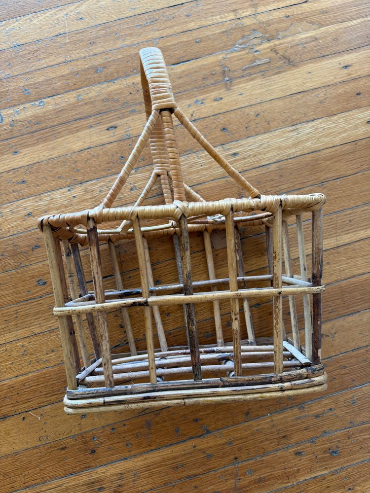 Wine basket