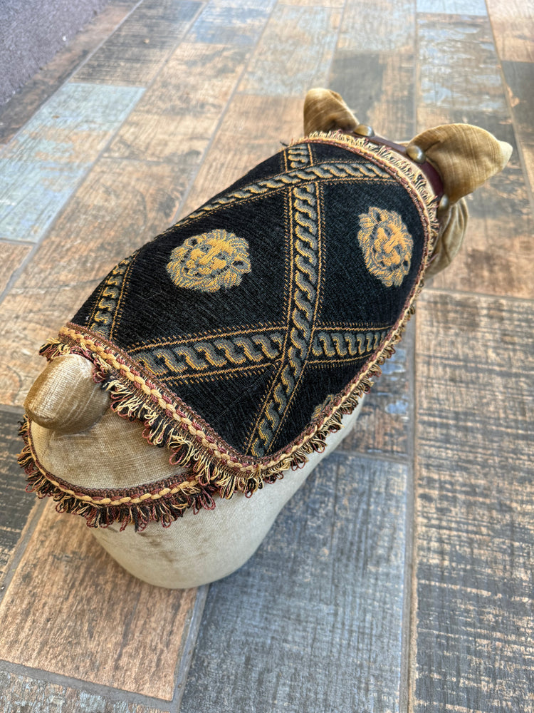 Vintage Bulldog Footrest