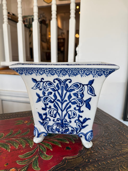 Footed Chinoiserie Vase